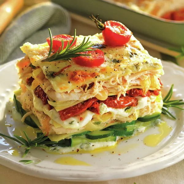 Porce zapečených cuketových lasagní